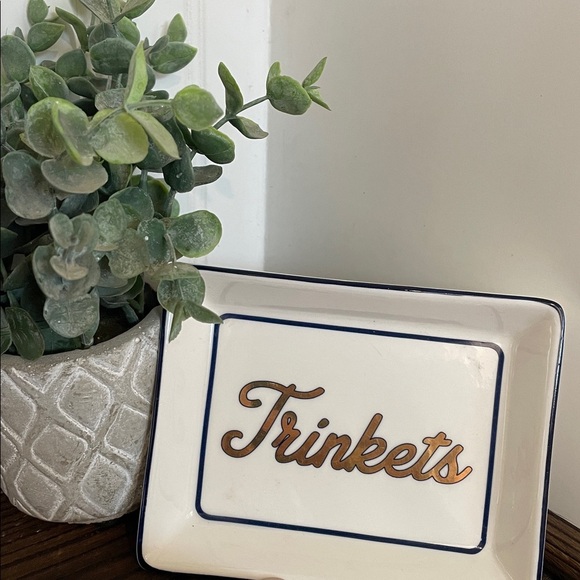 White L. Godinger & Co.Trinket Dish with Blue Trim - Picture 1 of 4